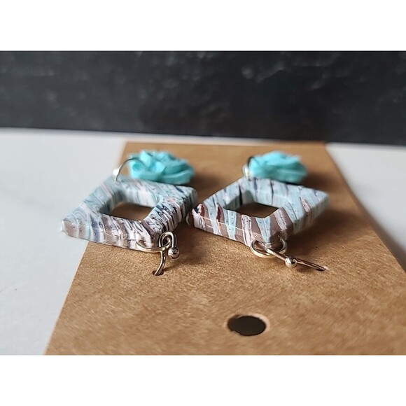 Polymer Clay Floral Dangling Earrings New - Picture 7 of 10